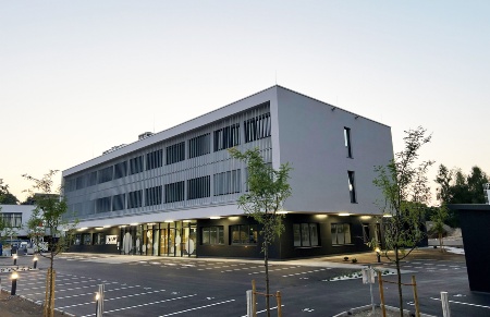 Der Infineon Lehrlingscampus hat 1.500m² und ist im "Campo" im Technologiepark Villach angesiedelt.